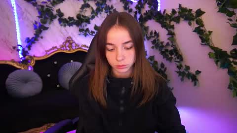 Babe online show from September 19, 2025, 6:37 am