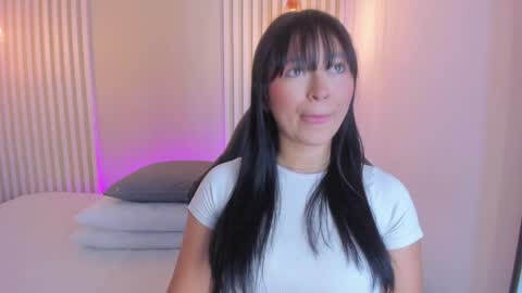 Snapshot of babe_katty chatting on April 17, 2026, 11:57 am Katty online show from April 17, 2026, 11:57 am