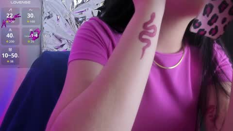 Queen B online show from April 7, 2026, 5:35 pm