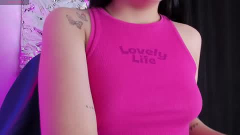 Queen B online show from April 15, 2026, 5:31 pm