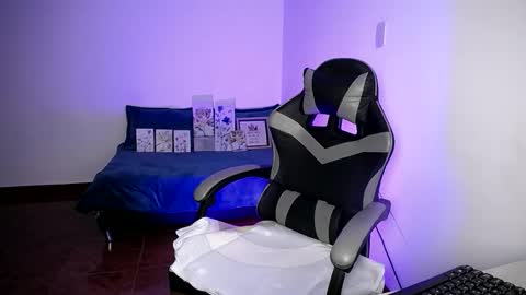 babenik_666 online show from November 22, 2025, 3:38 am