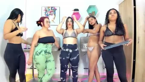 Snapshot of baby5hot chatting on February 12, 2025, 11:18 am hotgirls online show from February 12, 2025, 11:18 am