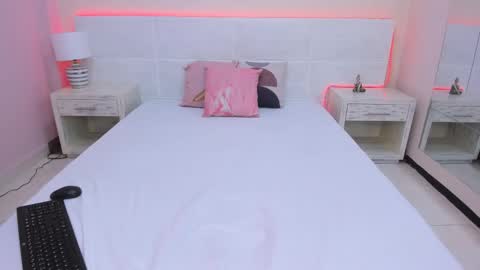 Ander online show from February 25, 2025, 11:11 pm