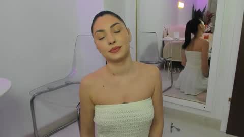 baby_ava_ online show from February 9, 2026, 8:35 pm