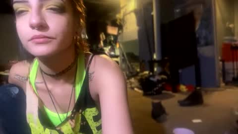 Snapshot of baby_buddha chatting on January 10, 2025, 10:17 am baby buddha  online show from January 10, 2025, 10:17 am