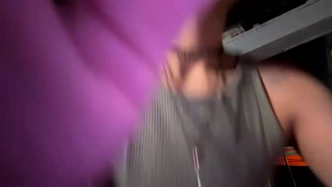 Snapshot of baby_buddha chatting on February 1, 2025, 12:40 am baby buddha  online show from February 1, 2025, 12:40 am