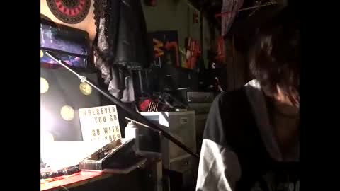 Snapshot of baby_buddha chatting on February 2, 2025, 10:02 am baby buddha  online show from February 2, 2025, 10:02 am