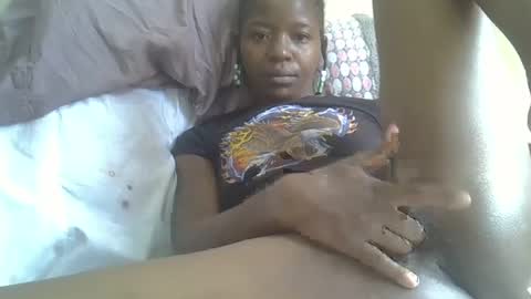 baby_facii online show from February 1, 2025, 8:08 am