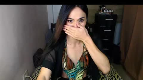 Nathalia online show from October 22, 2025, 8:41 pm