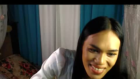 Nathalia online show from November 14, 2025, 5:33 pm