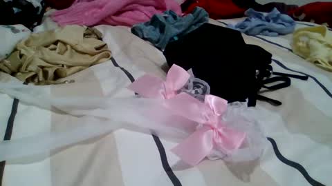 Snapshot of baby_girls2224 chatting on January 7, 2026, 6:21 pm baby_girls2224 online show from January 7, 2026, 6:21 pm