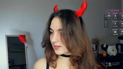 Emily online show from October 30, 2025, 7:21 am