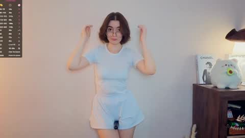 Emily online show from April 5, 2026, 7:27 am