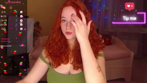 baby_little_fox online show from September 30, 2025, 1:49 pm