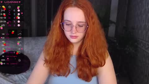 baby_little_fox online show from October 15, 2025, 11:54 am