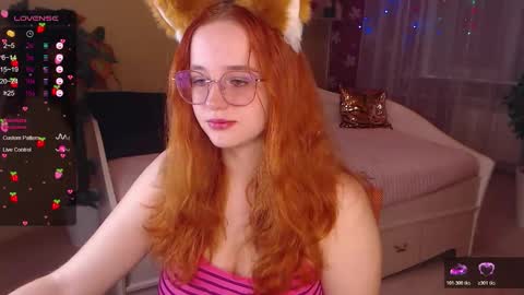 baby_little_fox online show from October 22, 2025, 11:43 am