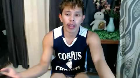 Snapshot of baby_maxxx chatting on March 31, 2026, 8:59 am Max online show from March 31, 2026, 8:59 am