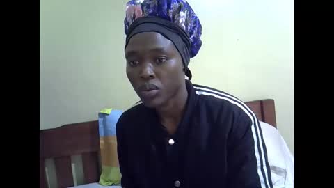 Snapshot of baby_may5 chatting on April 26, 2026, 6:33 am baby_may5 online show from April 26, 2026, 6:33 am