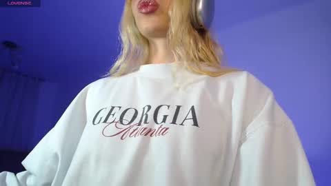 Snapshot of baby_nyx1 chatting on December 19, 2025, 3:13 am NYX online show from December 19, 2025, 3:13 am