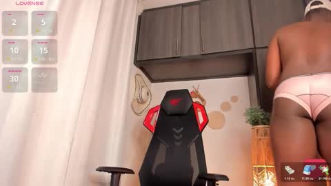 Snapshot of baby_smith chatting on October 28, 2025, 3:54 am FOLLOW ME online show from October 28, 2025, 3:54 am