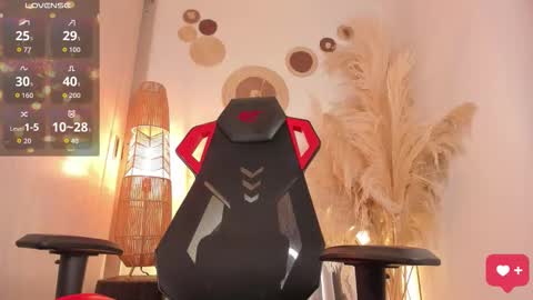 Snapshot of baby_smith chatting on December 2, 2025, 2:39 am FOLLOW ME online show from December 2, 2025, 2:39 am