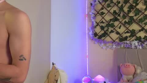 Snapshot of baby_xian chatting on March 6, 2025, 3:02 am Dani online show from March 6, 2025, 3:02 am