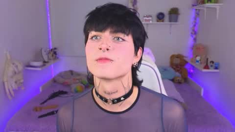 Snapshot of baby_xian chatting on October 31, 2025, 8:48 am Dani online show from October 31, 2025, 8:48 am