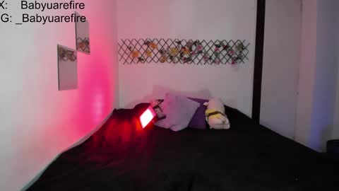 Snapshot of babyandromeda chatting on December 3, 2024, 12:02 am online show from December 3, 2024, 12:02 am