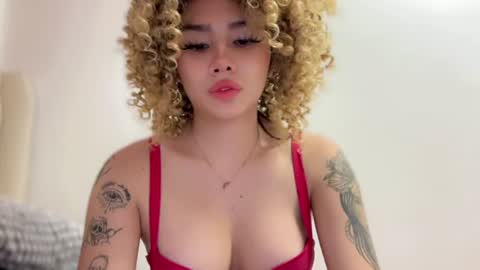 Clara online show from June 25, 2026, 5:23 am