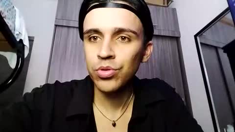 Snapshot of babydarkpink chatting on October 19, 2025, 9:59 pm Dani  online show from October 19, 2025, 9:59 pm