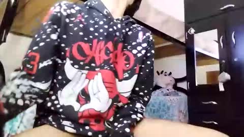 Dani  online show from April 18, 2026, 12:25 am