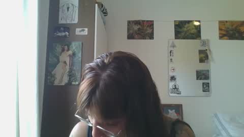 Snapshot of babydemon6 chatting on January 2, 2025, 6:45 pm babydemon6 online show from January 2, 2025, 6:45 pm