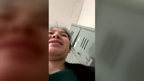 Snapshot of babydoll1022 chatting on December 3, 2025, 5:33 pm babydoll1022 online show from December 3, 2025, 5:33 pm