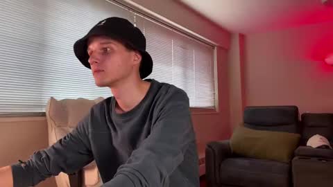 Snapshot of babyfacenorth chatting on February 20, 2025, 8:58 pm Big cock boy online show from February 20, 2025, 8:58 pm