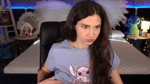 Snapshot of babyflowerr chatting on December 3, 2025, 9:02 pm Sasha online show from December 3, 2025, 9:02 pm