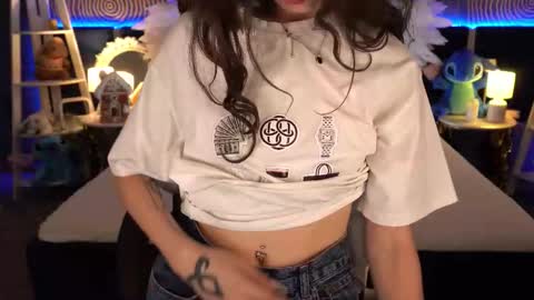 Snapshot of babyflowerr chatting on December 5, 2025, 8:38 pm Sasha online show from December 5, 2025, 8:38 pm