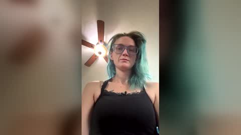 Frostbite222422 online show from January 6, 2026, 4:21 pm