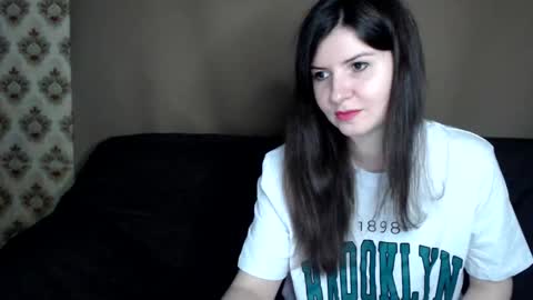Snapshot of babykaten chatting on October 10, 2025, 12:42 am babykaten online show from October 10, 2025, 12:42 am