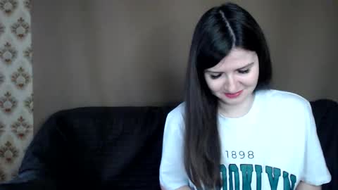 babykaten online show from November 9, 2025, 6:44 am