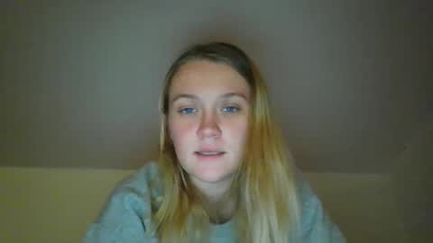 babykay03 online show from November 27, 2025, 6:26 am