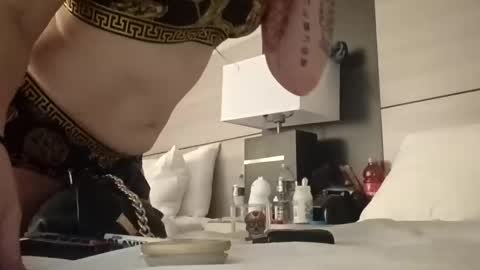 Snapshot of babykndaddyj chatting on November 14, 2025, 6:23 am Baby K n Daddy J online show from November 14, 2025, 6:23 am