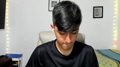 babymaik online show from October 22, 2025, 9:36 pm