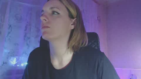 Snapshot of babymuro4ka chatting on January 22, 2025, 4:02 am Sonya online show from January 22, 2025, 4:02 am