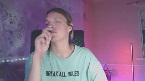 Snapshot of babymuro4ka chatting on September 12, 2025, 1:06 am Sonya online show from September 12, 2025, 1:06 am