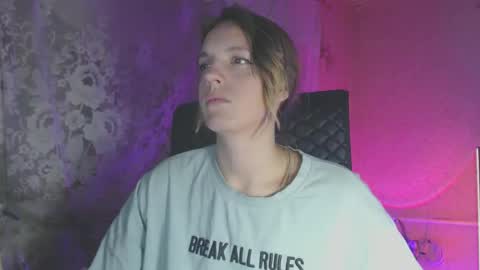 Snapshot of babymuro4ka chatting on October 10, 2025, 5:12 pm Sonya online show from October 10, 2025, 5:12 pm