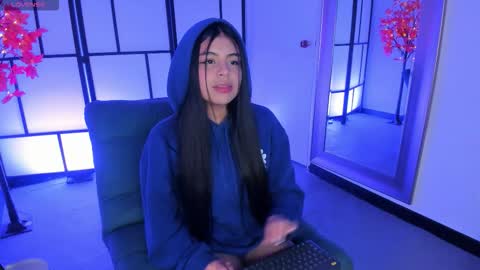 Snapshot of babypeachie_ chatting on February 5, 2026, 5:23 am Babie online show from February 5, 2026, 5:23 am