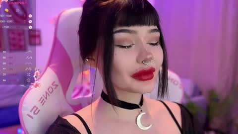 Nika online show from May 19, 2026, 2:18 am