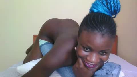 Snapshot of babyrozillah chatting on March 17, 2026, 7:50 pm PRISCILLAH online show from March 17, 2026, 7:50 pm