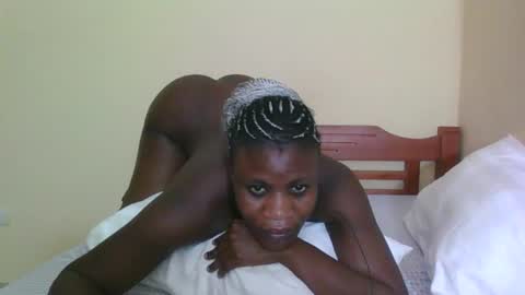 Snapshot of babyrozillah chatting on April 4, 2026, 8:06 pm PRISCILLAH online show from April 4, 2026, 8:06 pm