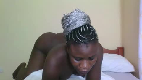 Snapshot of babyrozillah chatting on April 6, 2026, 8:10 pm PRISCILLAH online show from April 6, 2026, 8:10 pm